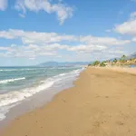 Apartment Near The Beach