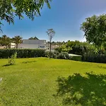 Jardines Las Golondrinas apartments Elviria