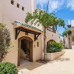 La Medina De Banus, Puerto Banus