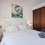 La Medina De Banus, Puerto Banus