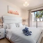 La Medina De Banus, Puerto Banus