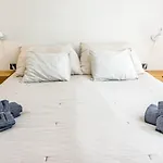 Fully Renovated Scandinavian Style 2 Bed Apartment In The Heart Of Puerto Banus