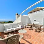 The Marbella Beach House - 4Min Walk To The Sea