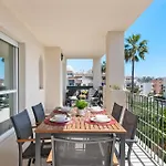 Lovely 2-Bed 10 Mins Walk From Puerto Banus