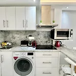 Studio Oasis In 2º Line Beach In The Centre Of Marbella - Eaw Homes