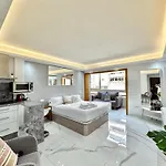 Studio Oasis In 2º Line Beach In The Centre Of Marbella - Eaw Homes