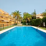 Apartment, Close To Beaches, Restaurants And Supermarkets, In Urb. Marbella Park Beach, Elviria