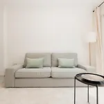 Apartment, Close To Beaches, Restaurants And Supermarkets, In Urb. Marbella Park Beach, Elviria