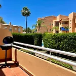 Peaceful Townhouse In Costabella