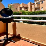 Peaceful Townhouse In Costabella