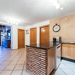 Villa Beachside