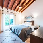 Villa Beachside