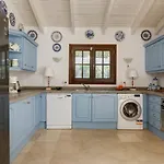 Casa Cumbre - 3 Bedroom Holiday Villa