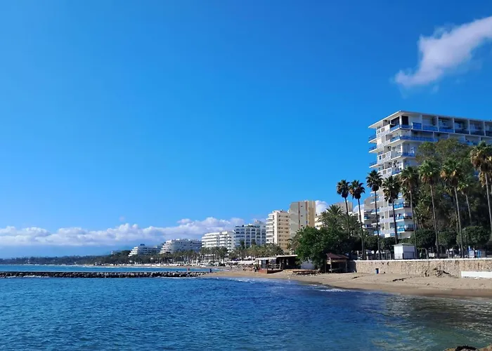 Skol 232C 1 Bedroom Corner Skol Marbella Center Front Line Beach