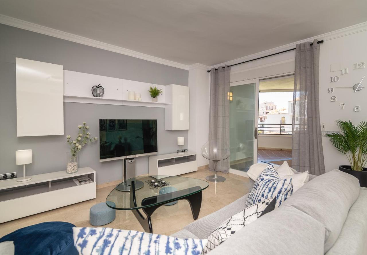 Vacation I Terrazas De Banus, Comfy And Stylish Apartment, Puerto Banus Marina, 24-7 Security Apartment Marbella