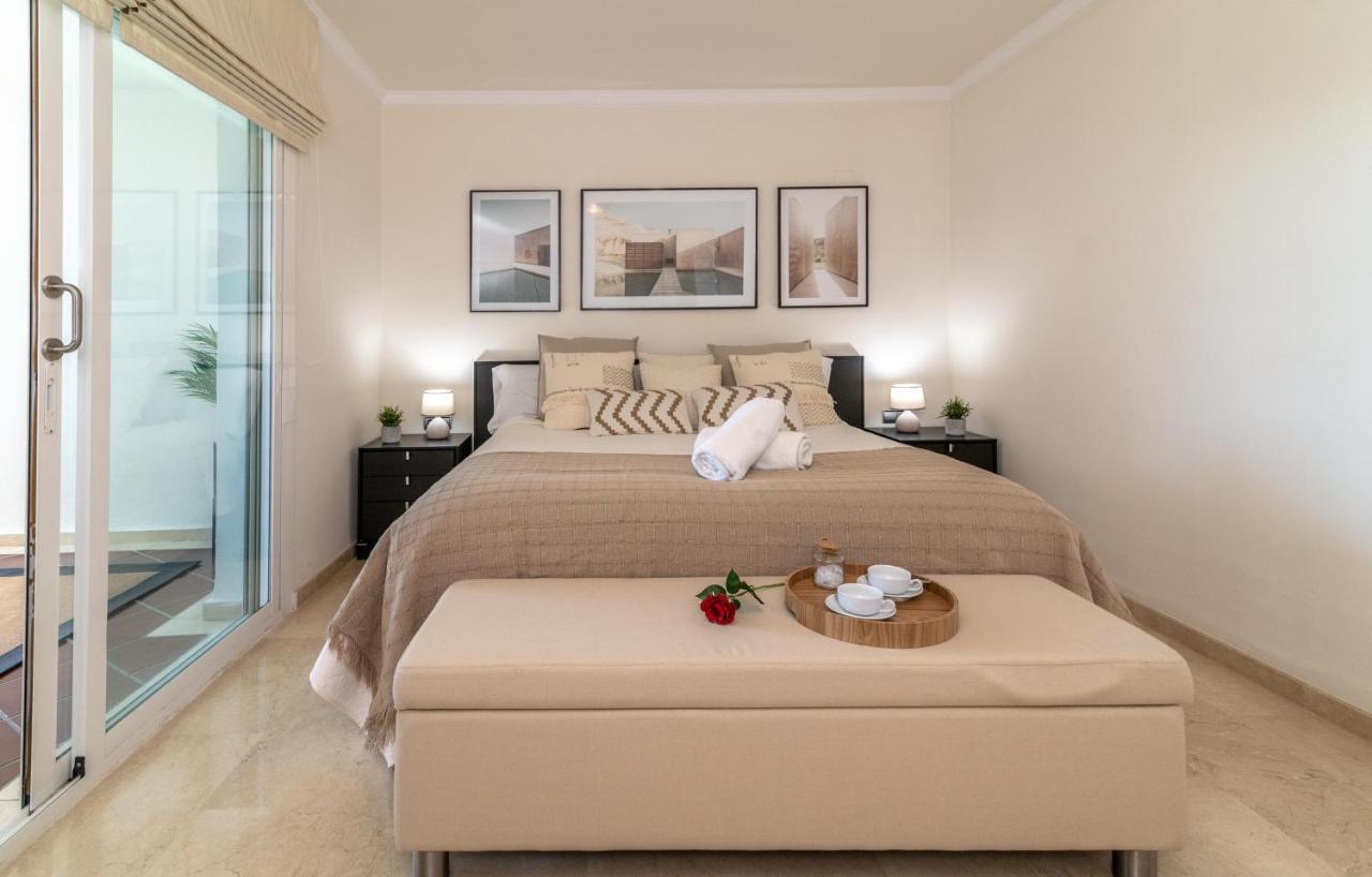 Vacation I Terrazas De Banus, Comfy And Stylish Apartment, Puerto Banus Marina, 24-7 Security Apartment