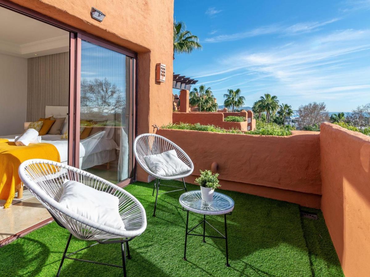 Vacation I La Alzambra Peaceful Hideaway With Sea Views Holiday home