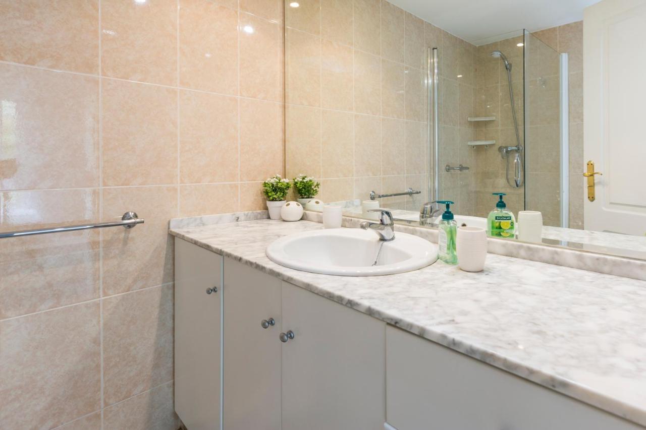 Apartment 4 Bedroom In Puerto Banus 150 Meters From The