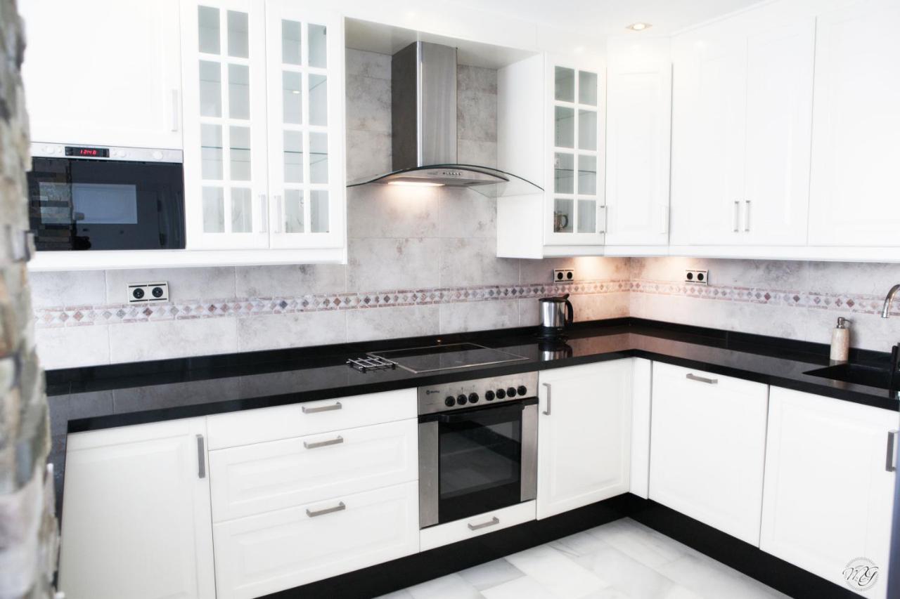 Luxury Puerto Banus Penthouse With Parking & Wi-fi Apartamento Marbella