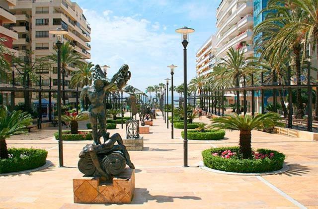 Amplio Apartamento Apartment Marbella
