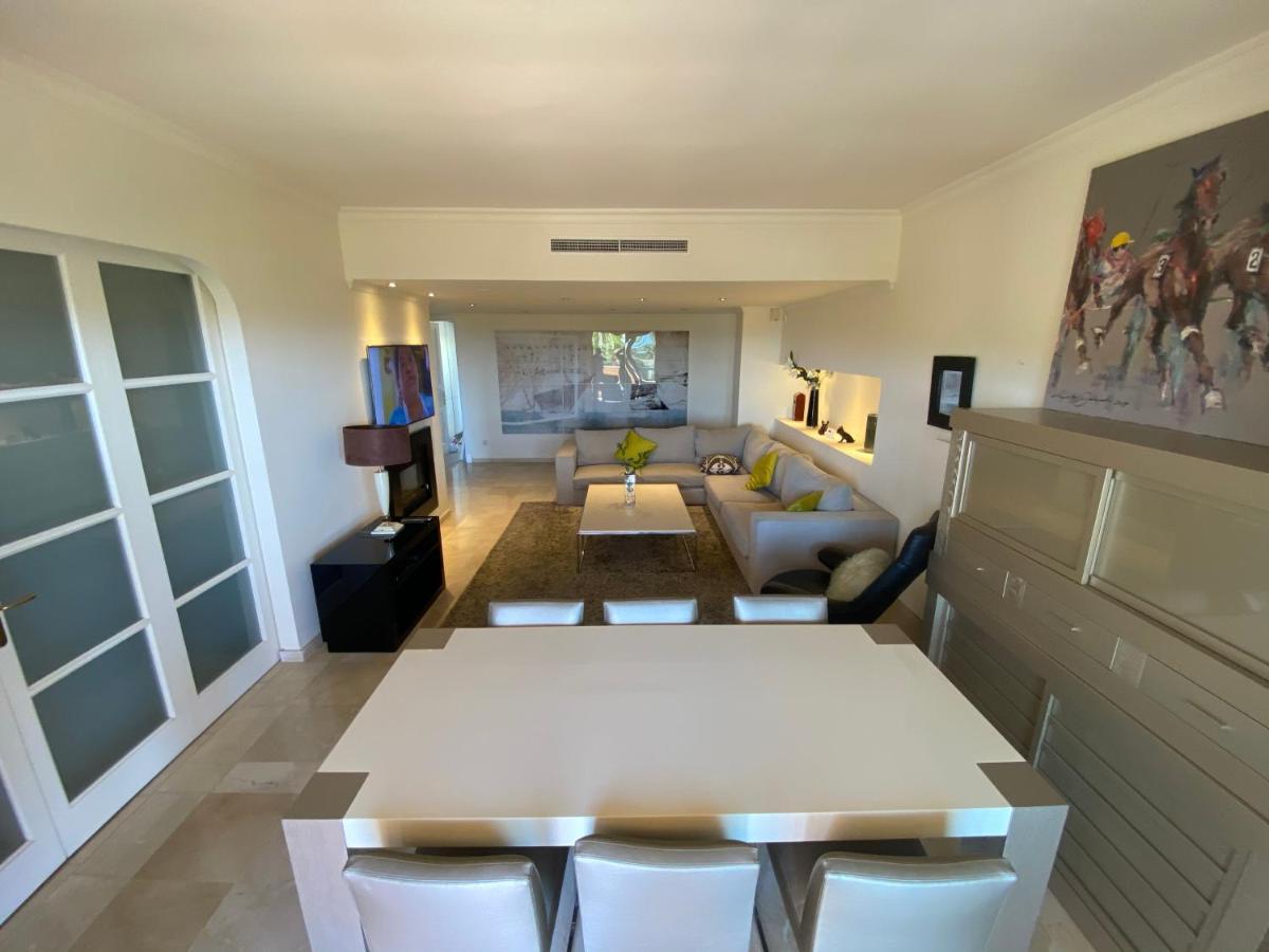 Apartment Luxury Elviria Hills