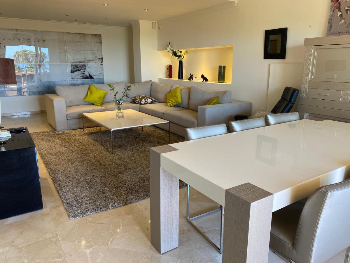 Luxury Elviria Hills *