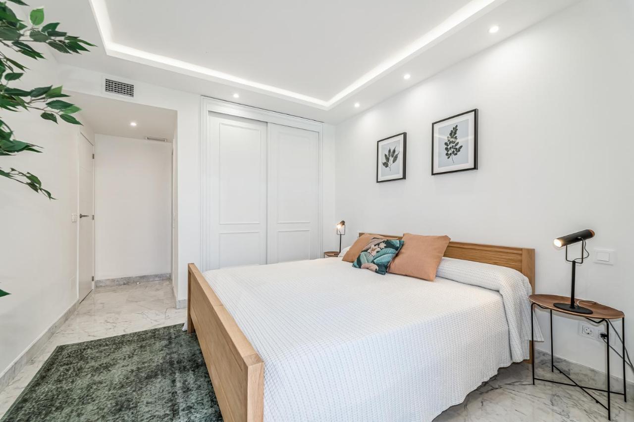 New&modern In The Heart Of Puerto Banús Apartamento