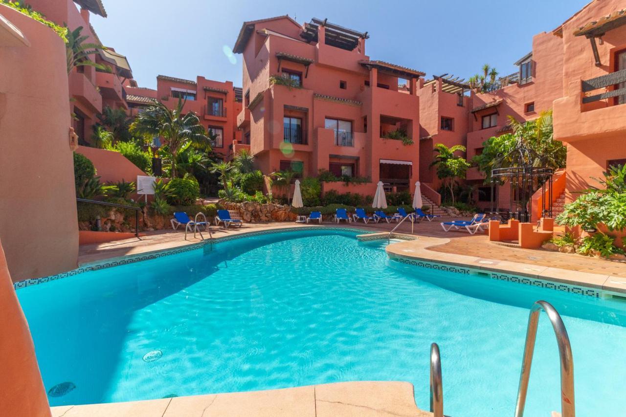 Letmalaga Don Carlos Gardens * Marbella