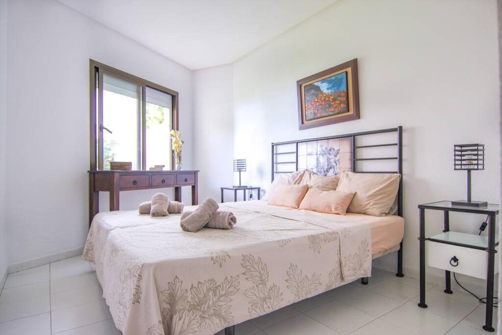 Apartment Oleholidays Del Mar Primera Linea Playa *