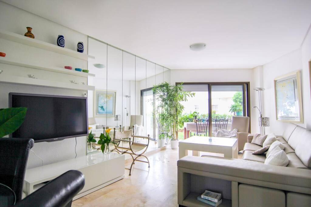 Apartment Oleholidays Del Mar Primera Linea Playa