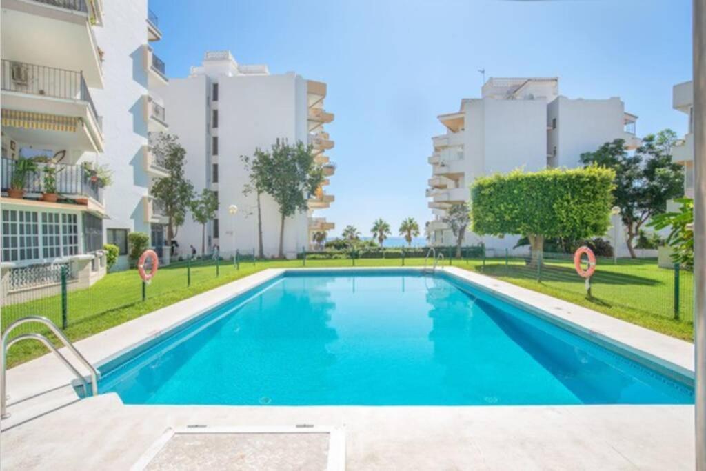 Oleholidays Del Mar Primera Linea Playa *