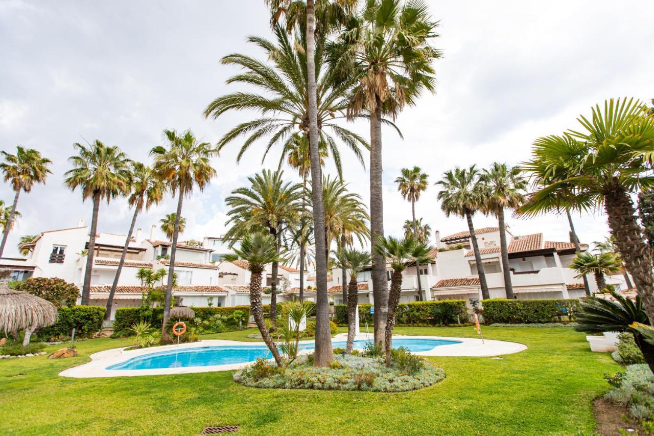 Ferienhaus Casa 1 Linea De Playa. Marbella