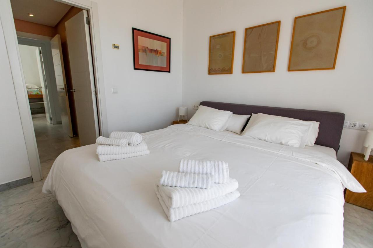 Casa 1 Linea De Playa. Ferienhaus Marbella