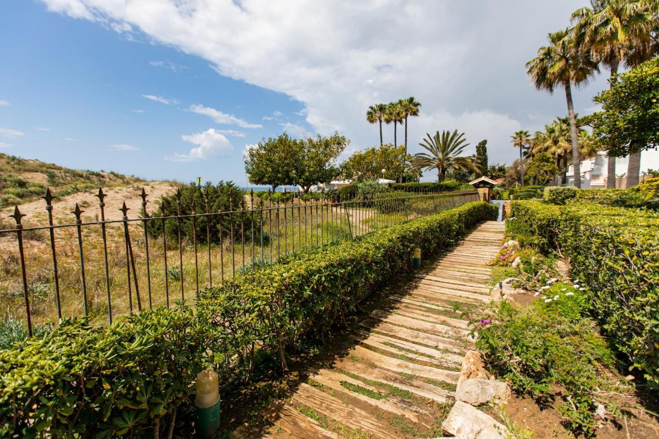 Ferienhaus Casa 1 Linea De Playa. Marbella