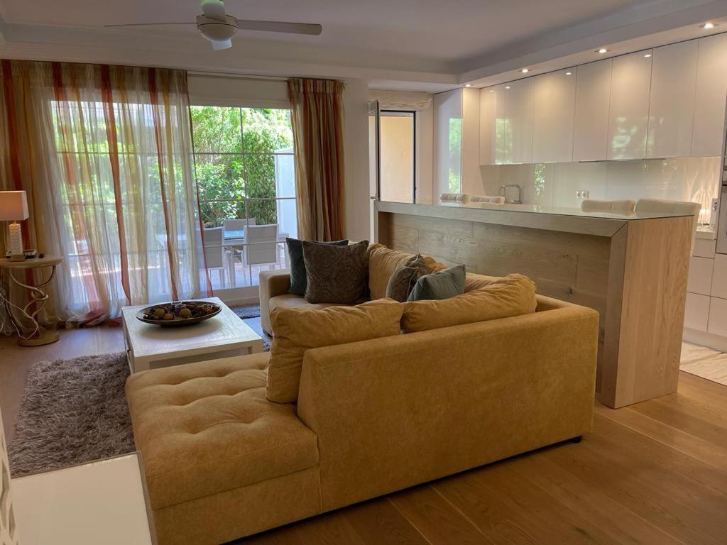 Playa Residencial Con Piscina Marbella