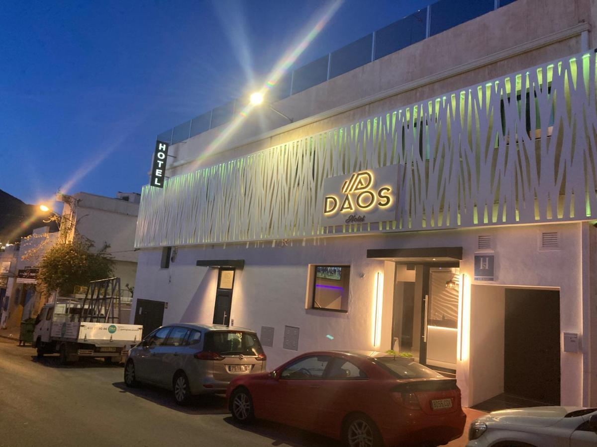 Daos & Terrace Hotel