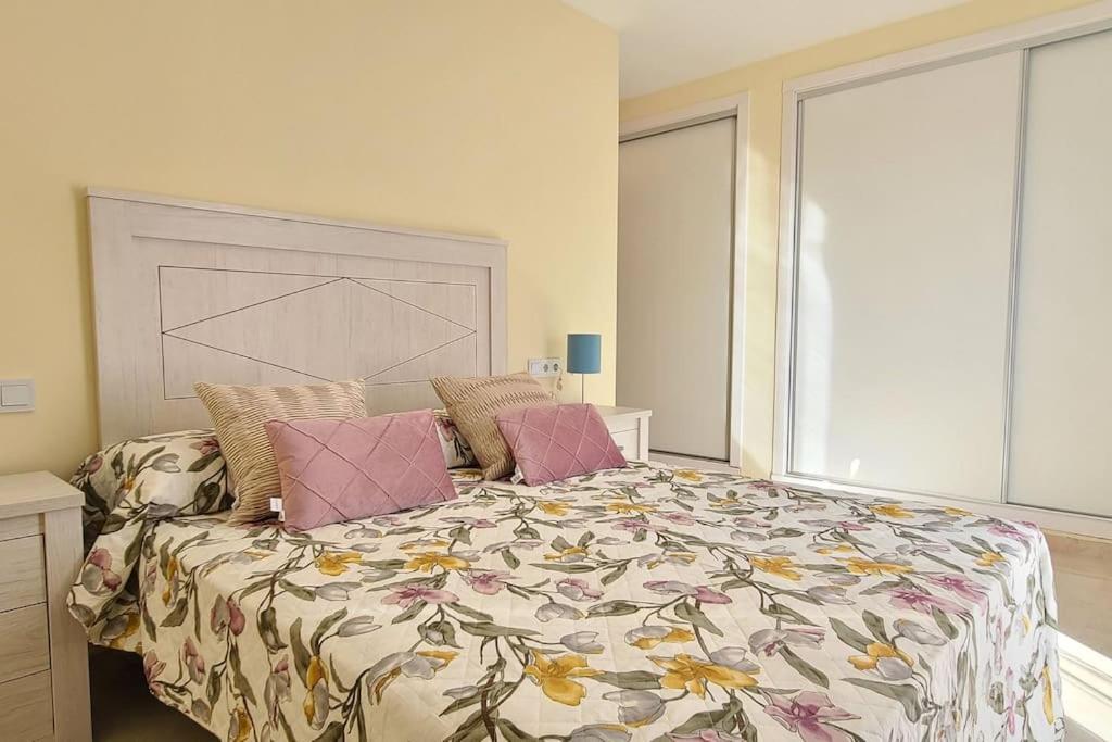 Modern In Elviria, Golf, Fun & Marbella