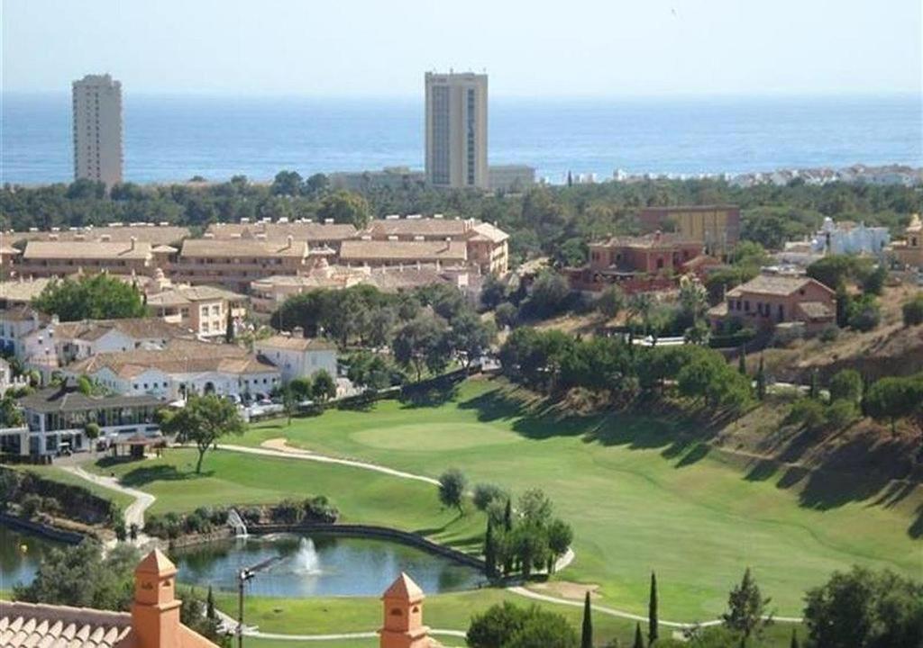 Appartement Modern In Elviria, Golf, Fun & *