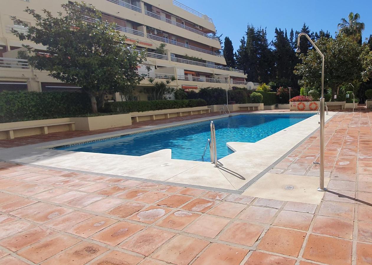 Wonderful In Centre On The Second Line Apartment Marbella