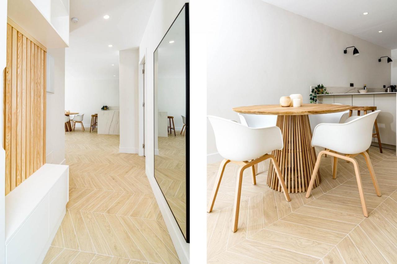 Fully Renovated Scandinavian Style 2 Bed In The Heart Of Puerto Banus Vakantiehuis