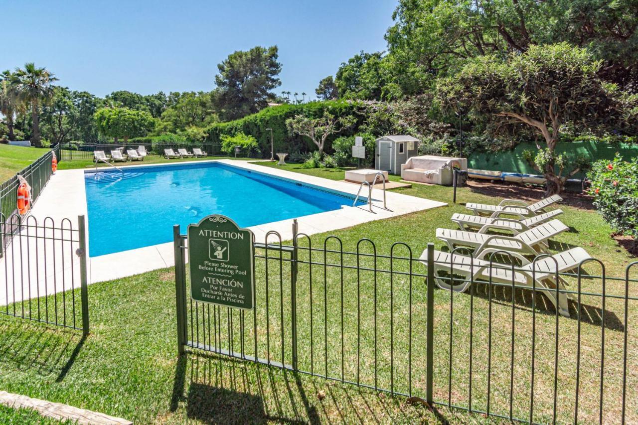 Fully Renovated Scandinavian Style 2 Bed In The Heart Of Puerto Banus *