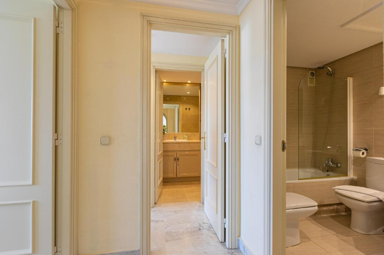 Puerto Banus, Marina Banus, 2br, 2bth, Pool, Parking, Marbella, 2h Apartment Marbella
