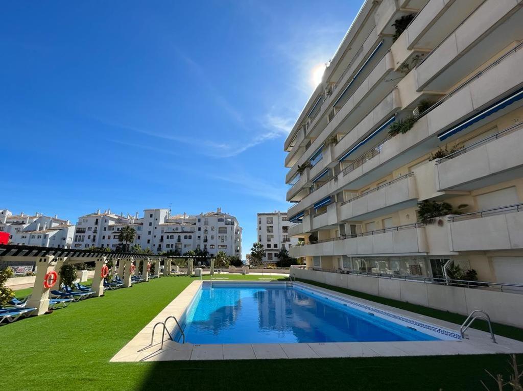Puerto Banus, Marina Banus, 2br, 2bth, Pool, Parking, Marbella, 2h Apartment Marbella