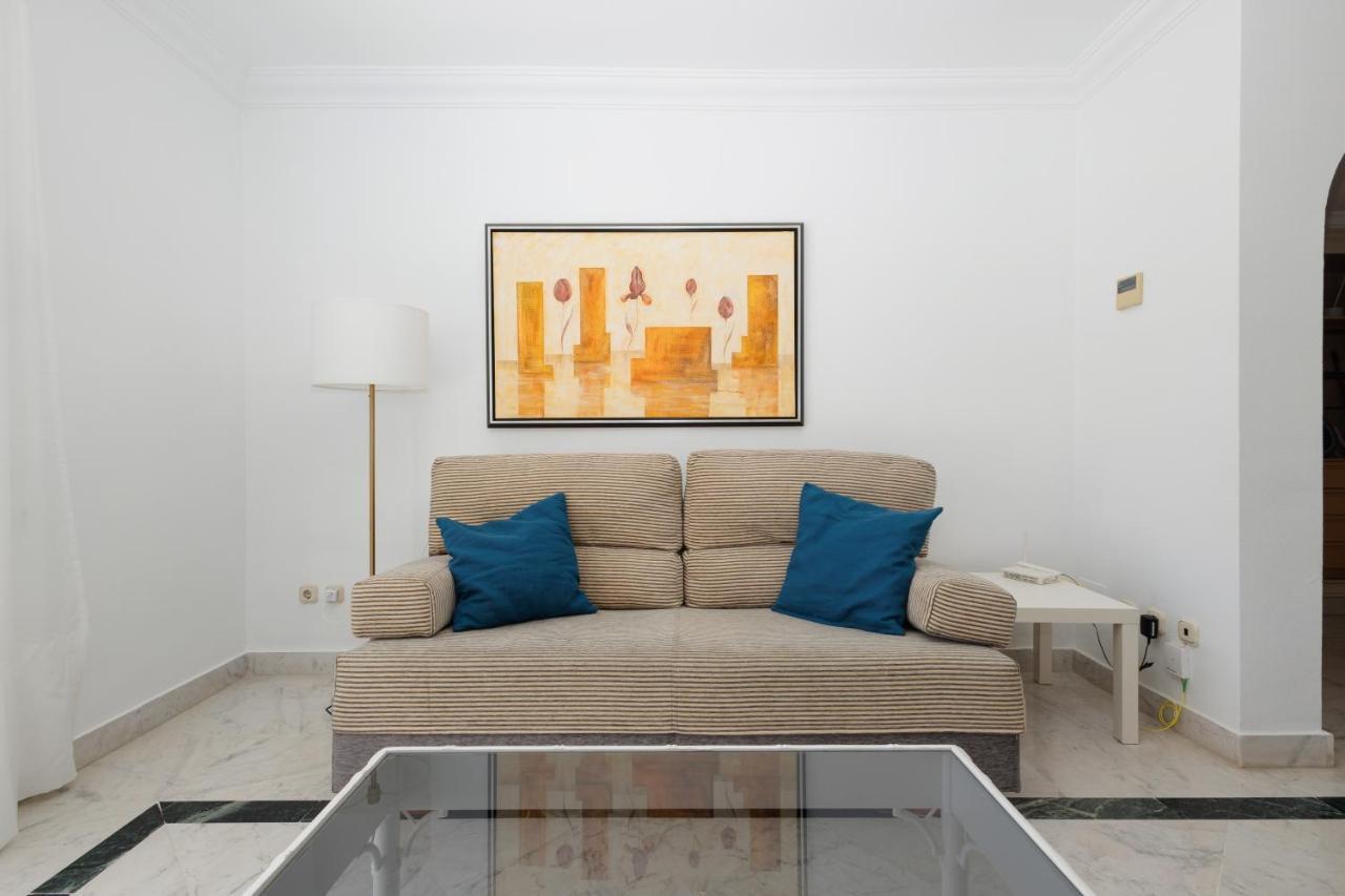 Appartement Sea View In The Center Of Puerto Banus And Private Parking