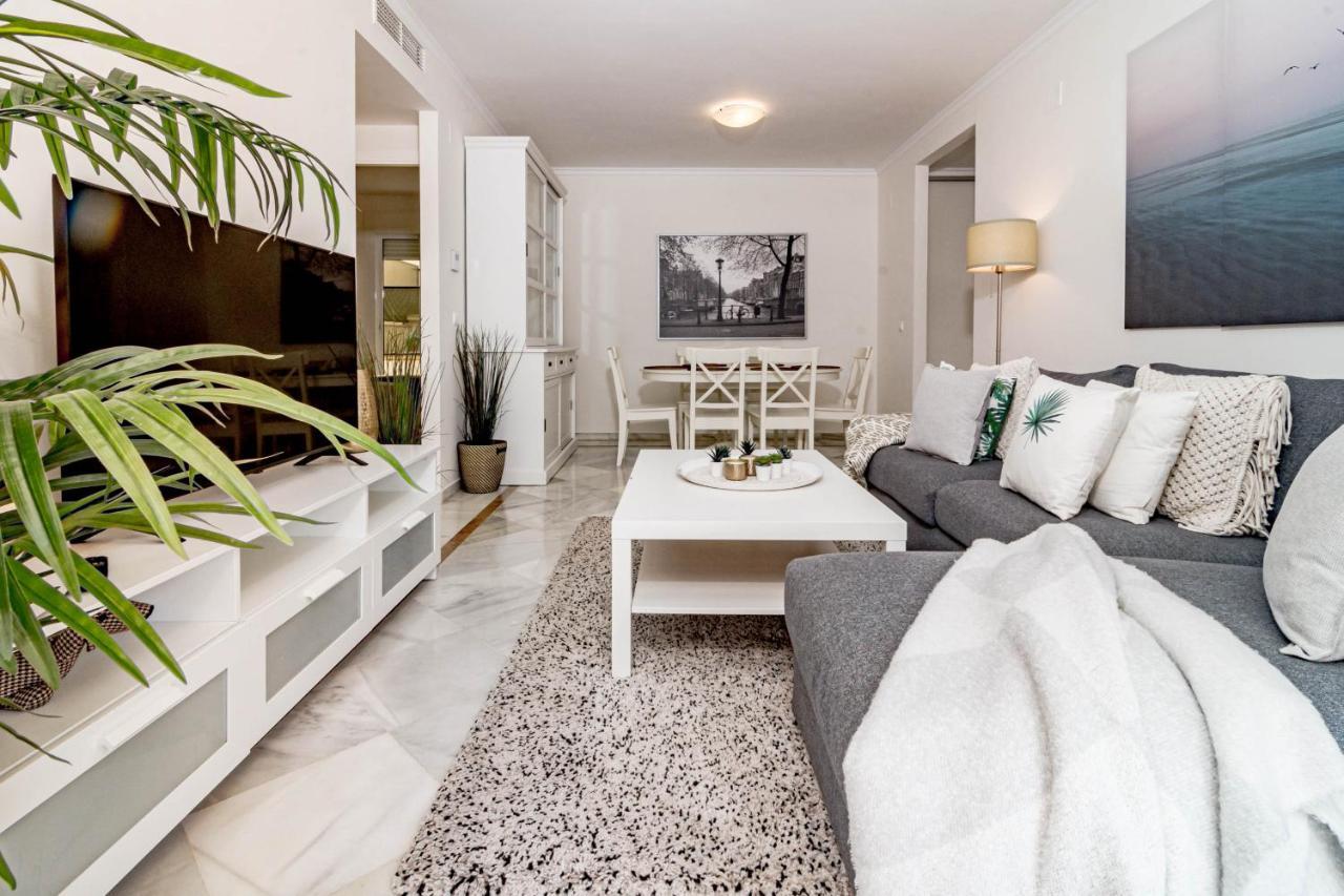 Lcr1- Lovely Ground Floor Apartment, Puerto Banus Apartamento