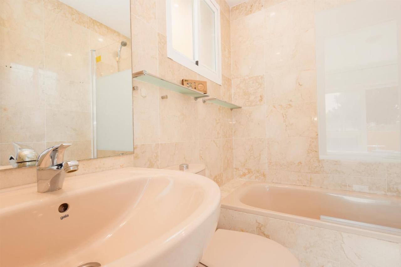 Apartment, Close To Beaches, Restaurants And Supermarkets, In Urb. Park Beach, Elviria