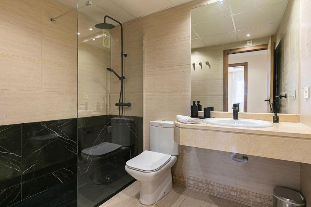 Spacious And Luxurious In Puerto Banus Marbella