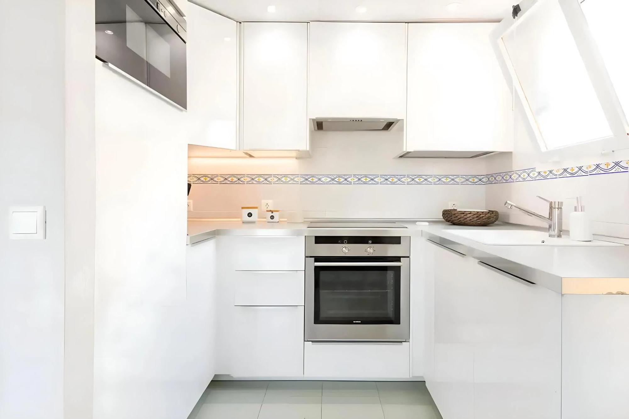 The House - 4min Walk To The Sea * Marbella