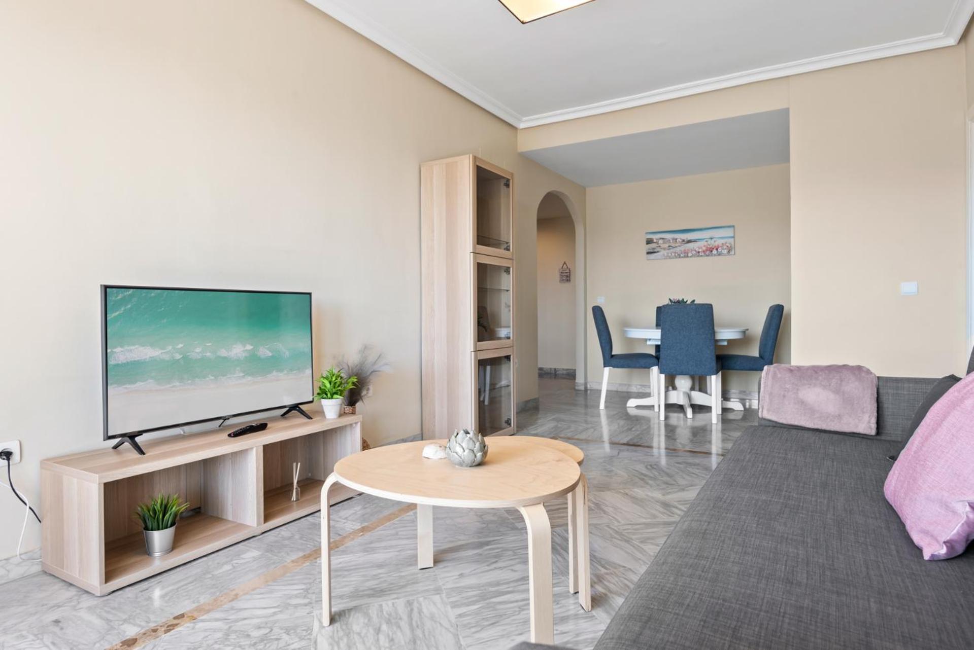 Appartement Lovely 2-bed 10 Mins Walk From Puerto Banus *