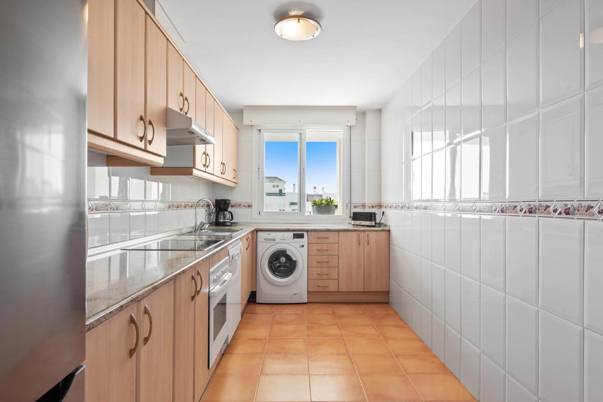 Appartement Lovely 2-bed 10 Mins Walk From Puerto Banus *